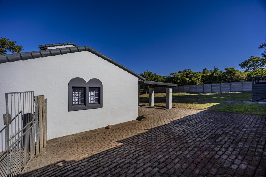To Let 3 Bedroom Property for Rent in Beacon Bay Eastern Cape